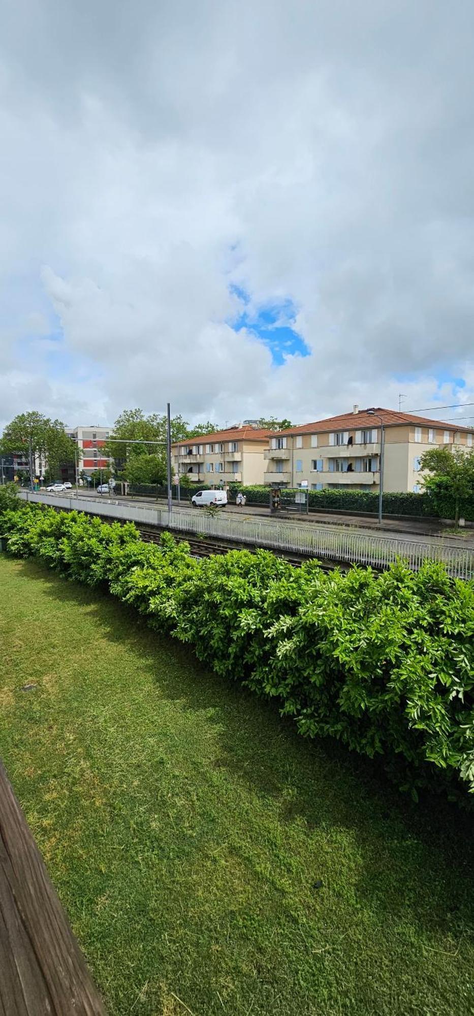 Appartamento Le Cocon De Soie Superbe T3 A Vaulx En Velin Esterno foto